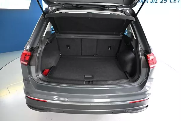 Volkswagen Tiguan 2.0 DSG LED ACC Kamera Tažné T - foto 8