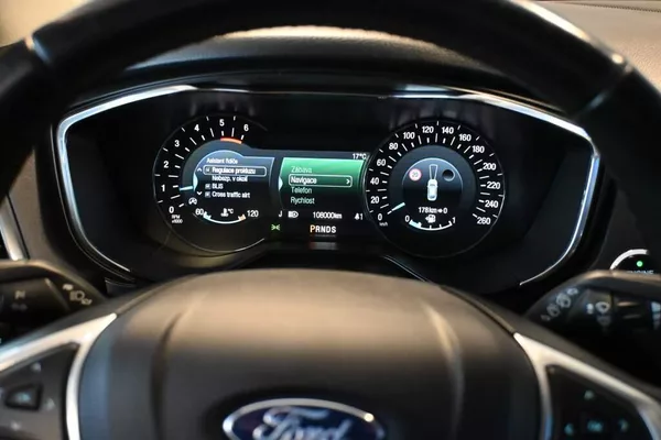 Ford Mondeo 2.0 LED ACC SONY TITANIUM 8AT - foto 28
