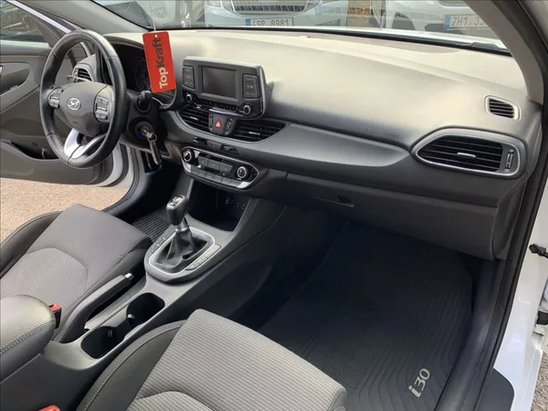 Hyundai i30 1,6 CRDI ČR - foto 12