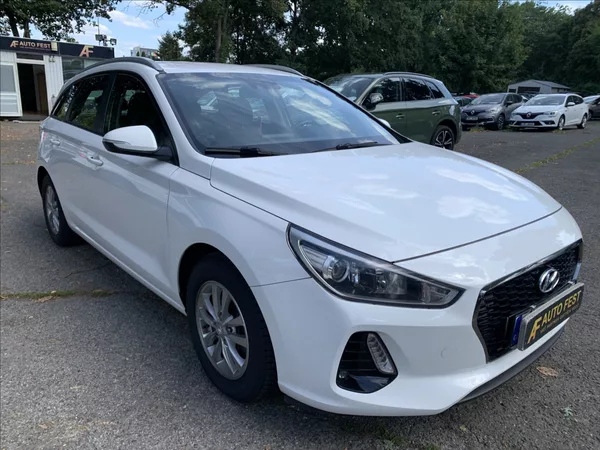 Hyundai i30 1,6 CRDI ČR - foto 3