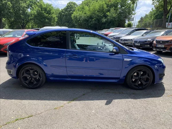 Ford Focus 2,5 ST 225 166 KW - foto 4