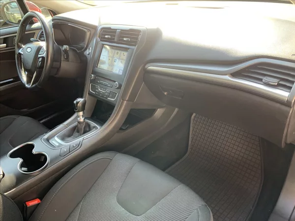 Ford Mondeo 2,0 TDCI 4x4 ČR - foto 13