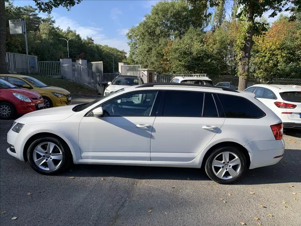 Škoda Octavia 2,0 TDI DSG 4X4,1.MAJ,ČR - foto 4