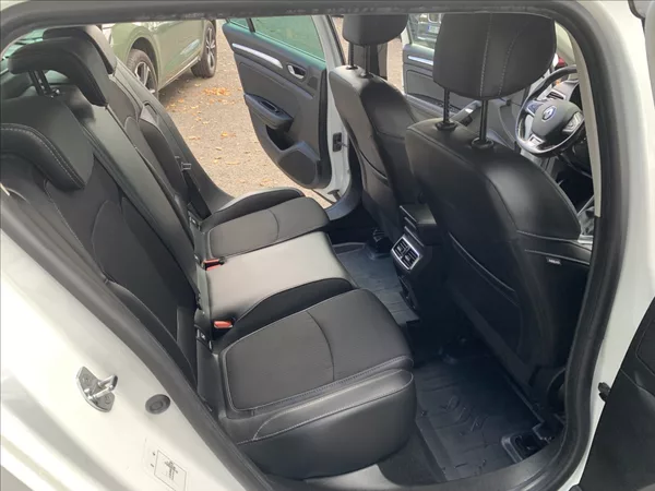 Renault Mégane 1,5 DCI 1.MAJ.,ČR,SERVISKA - foto 16