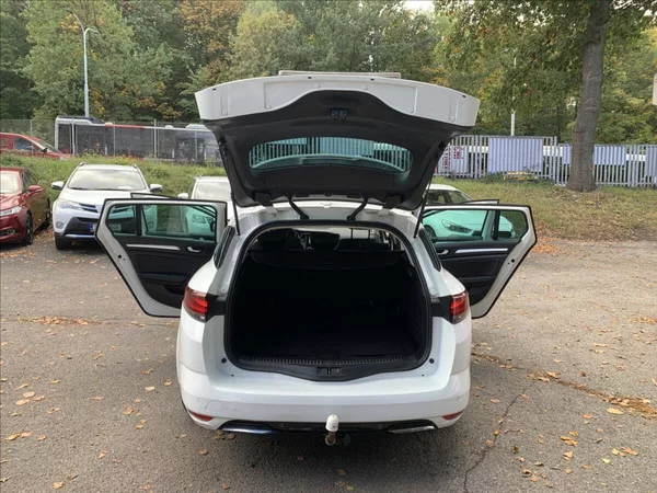 Renault Mégane 1,5 DCI 1.MAJ.,ČR,SERVISKA - foto 18