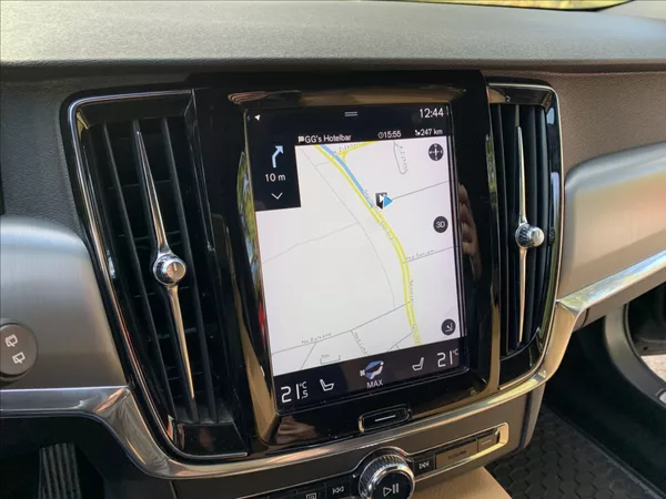 Volvo V90 2,0 D5 AWD MOMENTUM ČR,1.MAJ. - foto 15