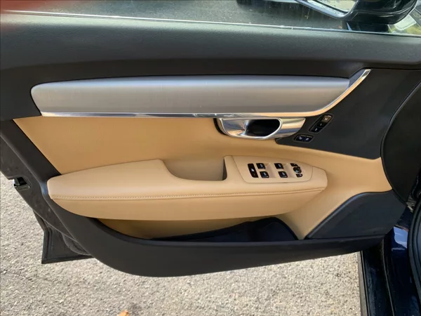 Volvo V90 2,0 D5 AWD MOMENTUM ČR,1.MAJ. - foto 18