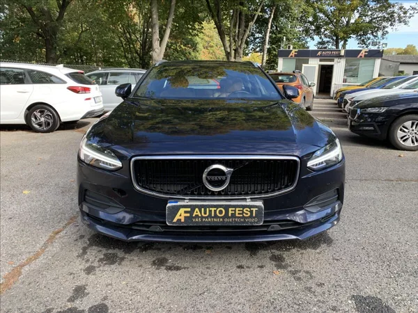 Volvo V90 2,0 D5 AWD MOMENTUM ČR,1.MAJ. - foto 2