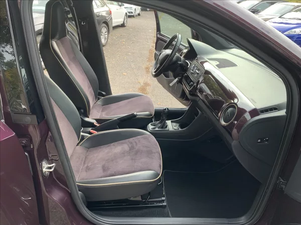 Seat Mii 1,0 i COSMOPOLITAN,ČR - foto 13