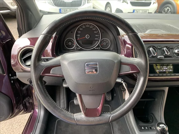 Seat Mii 1,0 i COSMOPOLITAN,ČR - foto 9