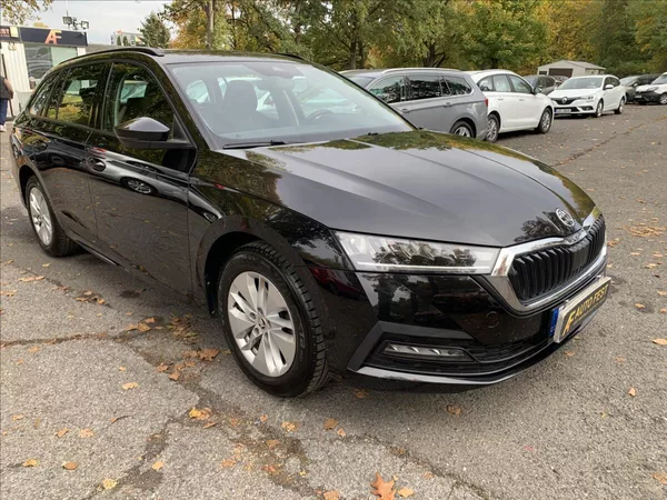 Škoda Octavia 1,5 TSI DSG 1.MAJ.,ČR,SERVISKA - foto 3