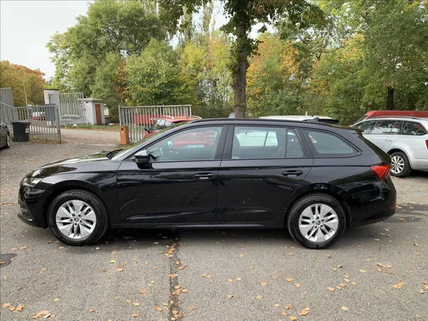 Škoda Octavia 1,5 TSI DSG 1.MAJ.,ČR,SERVISKA - foto 5