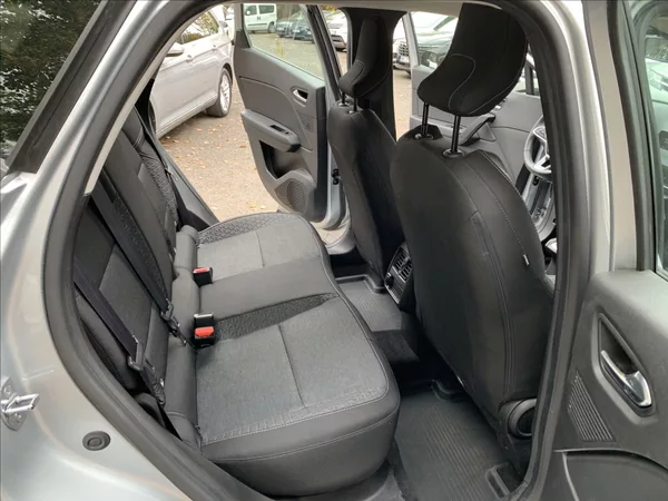 Renault Captur 1,3 TCE ZEN,ČR,1.MAJ,SERVISKA - foto 16