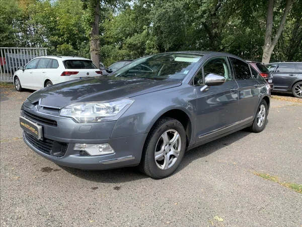 Citroën C5 2,0 i SERVISKA