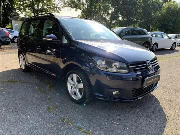 Volkswagen Touran 1,6 TDI DSG - foto 3