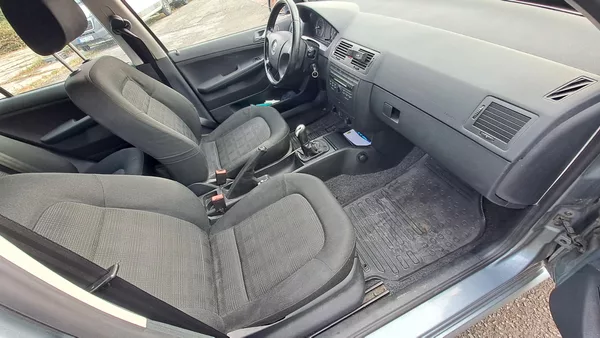 Škoda Fabia 1.2 HTP 47kw klima tempomat - foto 8