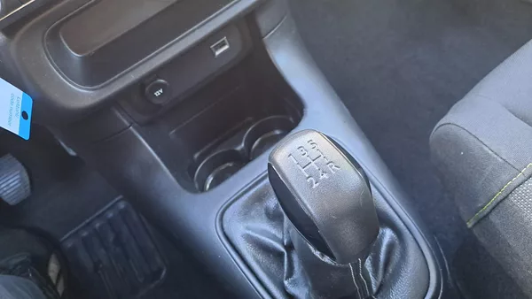 Citroën C3 1.2 PureTech S&S NAVI - foto 28