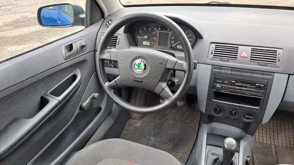 Škoda Fabia 1.4 MPI Classic - foto 15