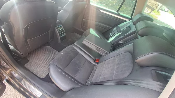 Škoda Superb 1.8 TSI Elegance - foto 13