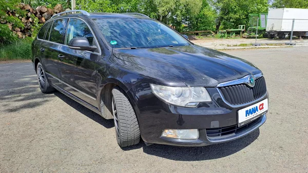 Škoda Superb 1.8 TSI Elegance - foto 3