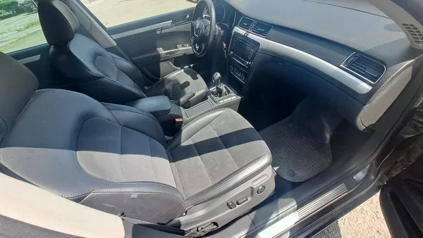 Škoda Superb 1.8 TSI Elegance - foto 7