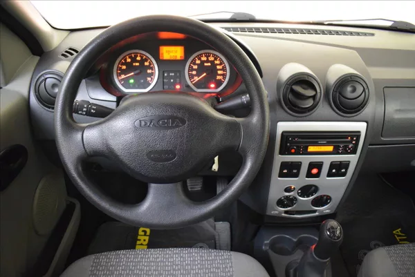 Dacia Logan 1,5 DCi 1.MAJITEL PR.SERVIS - foto 14