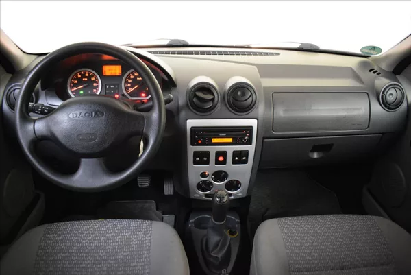 Dacia Logan 1,5 DCi 1.MAJITEL PR.SERVIS - foto 17