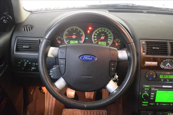 Ford Mondeo 1,8 i GHIA,PO SERVISU,BEZ KORO - foto 15