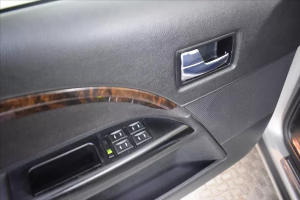 Ford Mondeo 1,8 i GHIA,PO SERVISU,BEZ KORO - foto 9