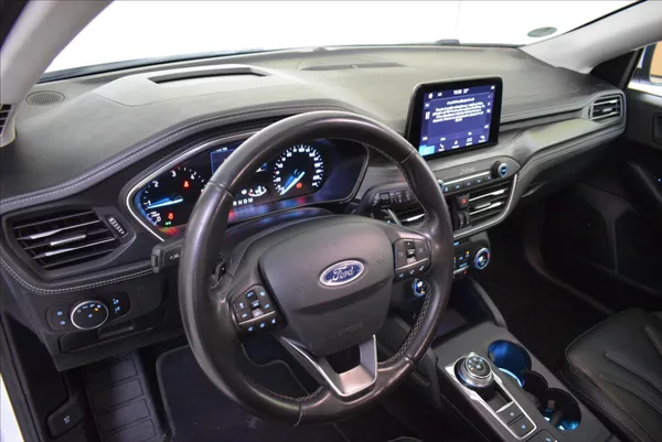 Ford Focus 2,0 TDCi VIGNALE,EXKLUZIVNÍ VÝ - foto 13