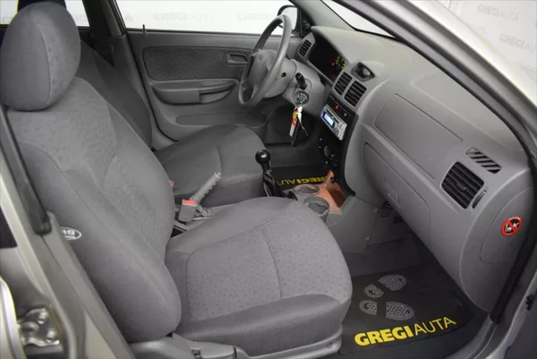 Kia Rio 1,3 i SUPER STAV,PO SERVISU - foto 12