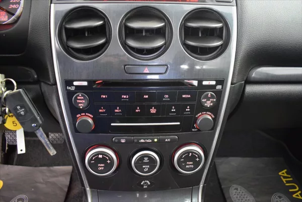 Mazda 6 2,0 MZR-CD PO SERVISU,TOP STAV - foto 13