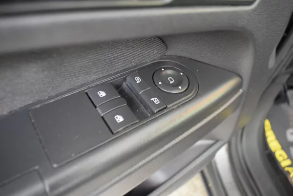 Opel Zafira 1,6 i PRAVIDELNÝ SERVIS TOP ST - foto 19