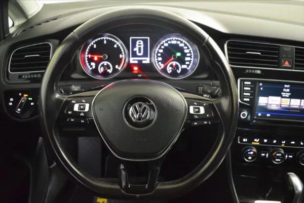Volkswagen Golf 2,0 TDI 1.MAJ,NOVÉ ČR,SUPER ST - foto 12