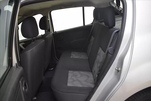 Dacia Sandero 1,4 i PO SERVISU,SUPER STAV - foto 9