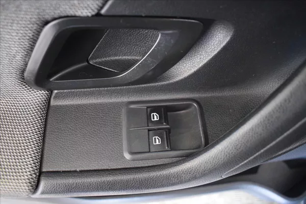Škoda Fabia 1,2 TSi PO SERVISU,TOP STAV - foto 20