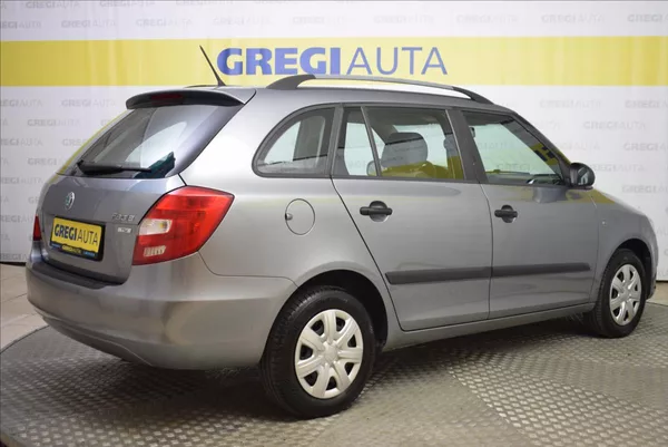 Škoda Fabia 1,2 TSi PO SERVISU,TOP STAV - foto 8