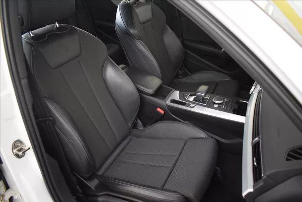 Audi A4 2,0 TDi S-LINE,PERFEKTNÍ STAV - foto 23