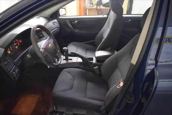 Volvo V70 2,4 i AUTOMAT PO SERVISU - foto 10