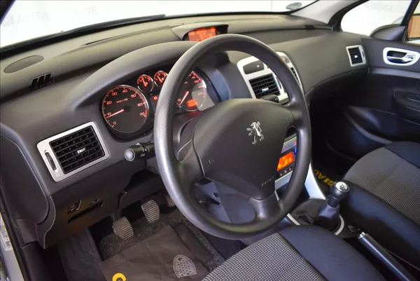 Peugeot 307 1,6 i STAV NOVÉHO VOZU - foto 12
