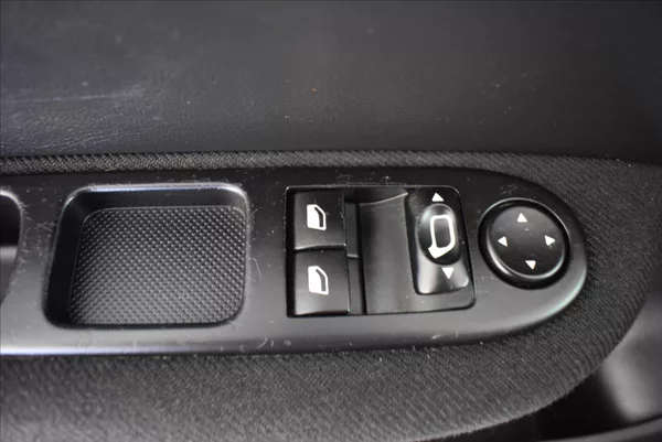 Peugeot 307 1,6 i STAV NOVÉHO VOZU - foto 24