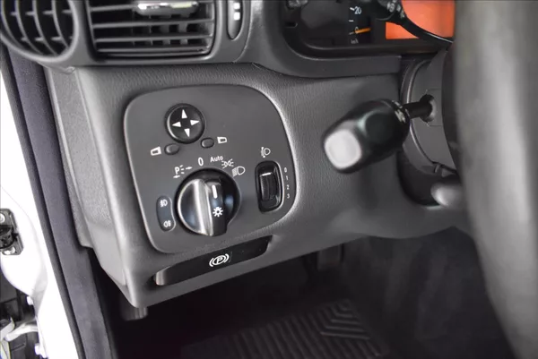 Mercedes-Benz Třídy C 1,8 i PRAVIDELNÝ SERVIS - foto 25