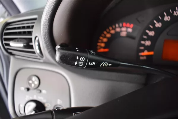 Mercedes-Benz Třídy C 1,8 i PRAVIDELNÝ SERVIS - foto 26