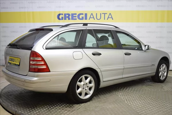 Mercedes-Benz Třídy C 1,8 i PRAVIDELNÝ SERVIS - foto 6