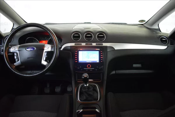 Ford S-MAX 1,6 EB 7MÍST,TOP STAV,PR.SERVI - foto 18