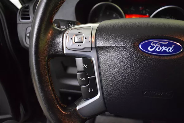 Ford S-MAX 1,6 EB 7MÍST,TOP STAV,PR.SERVI - foto 2