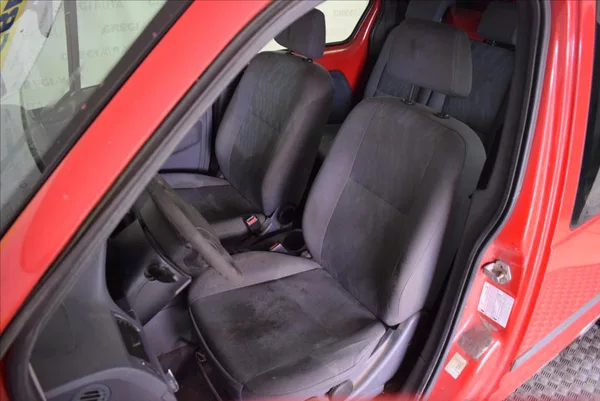 Ford Tourneo Connect 1,8 TDCi L2H2 NOVÉ ČR,1.MAJITE - foto 11
