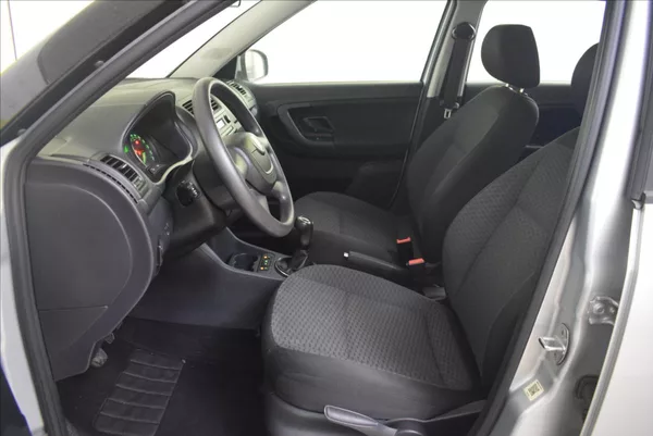 Škoda Fabia 1,2 TSi DIGI KLIMA,SUPER STAV - foto 13