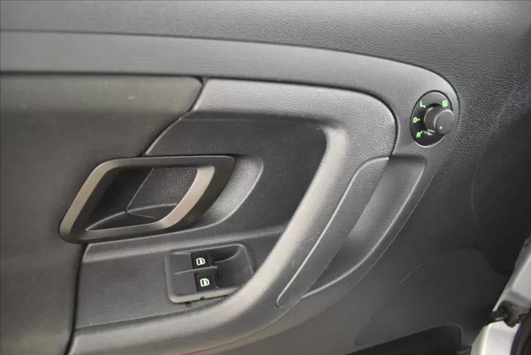 Škoda Fabia 1,2 TSi DIGI KLIMA,SUPER STAV - foto 24