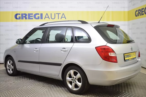 Škoda Fabia 1,2 TSi DIGI KLIMA,SUPER STAV - foto 6